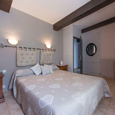 Appartement Clot De Felines Entrevaux Exteriör bild