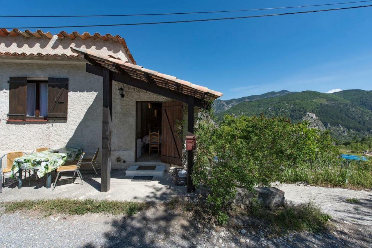 Appartement Clot De Felines Entrevaux Exteriör bild